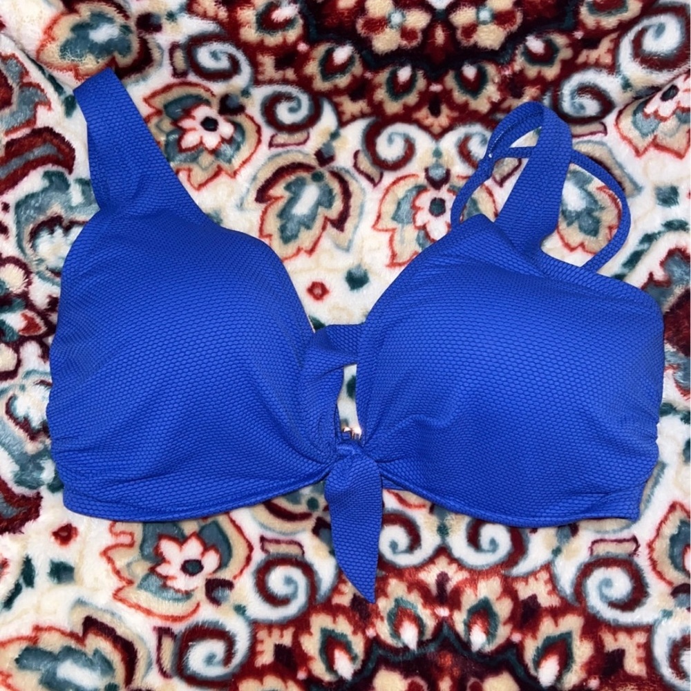 Shade and Shore 38DD Swim/Bathing Suit Bikini top